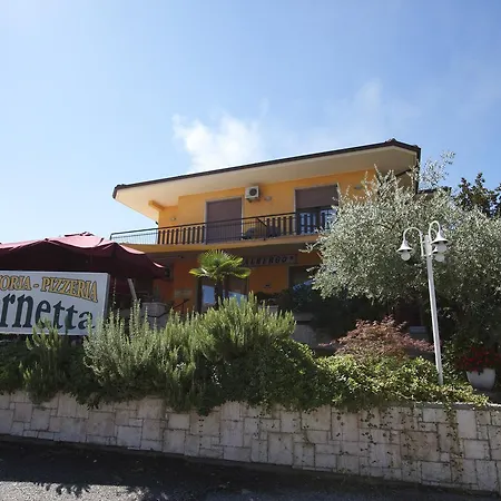 Tavernetta * カステルヌオーヴォ・デル・ガルダ